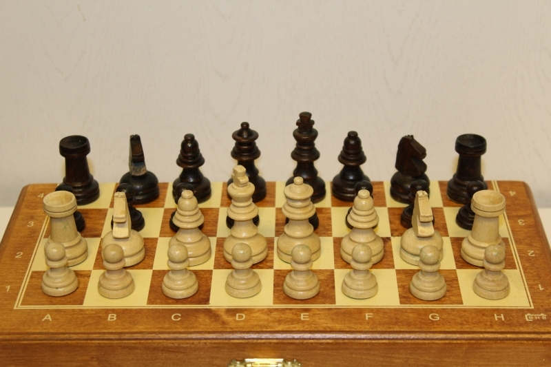 Magnetic chess Intarsie